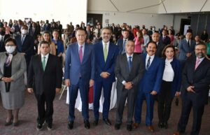 Gobernador electo de Querétaro reconoció a los abogados en su día