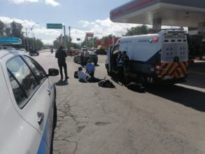 Motociclista lesionado tras choque en avenida Juárez Poniente, en SJR