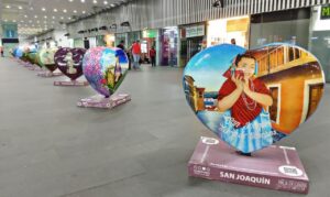 Corazones de Querétaro llegaron a la CDMX con la exposición El latido de los Pueblos Mágicos del Centro Occidente