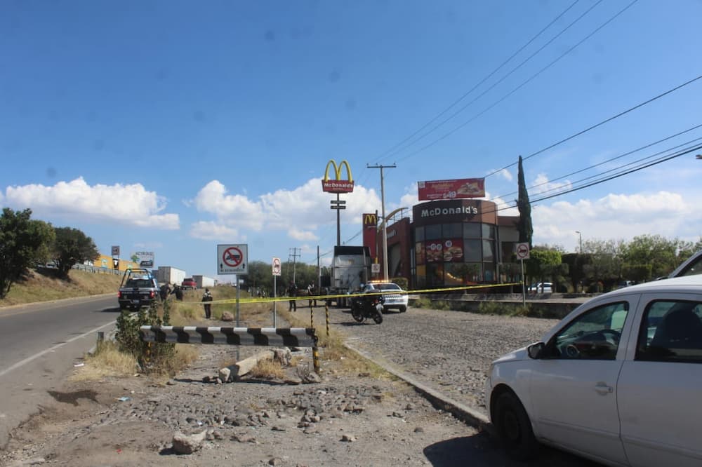 Con intensa movilización policíaca frustran robo de unidad pesada en San Juan del Río