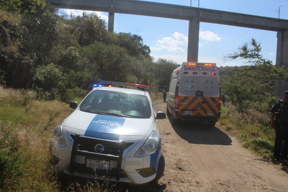 Con intensa movilización policíaca frustran robo de unidad pesada en San Juan del Río