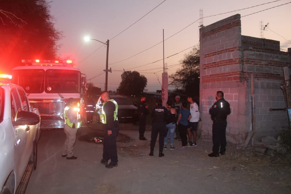 Bomberos sofocan incendio de casa habitación en Los Olivos, SJR