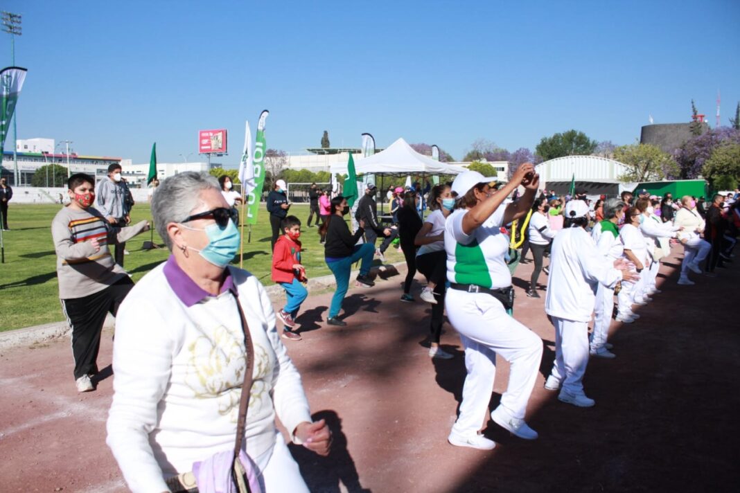 Realiza IMSS Querétaro activación física como parte del triatlón PrevenIMSS