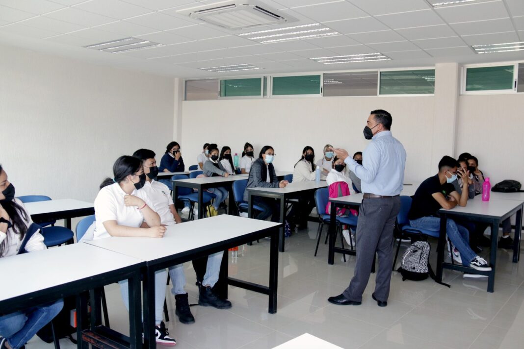 UTC inicia actividades del programa Bachillerato Avanzado