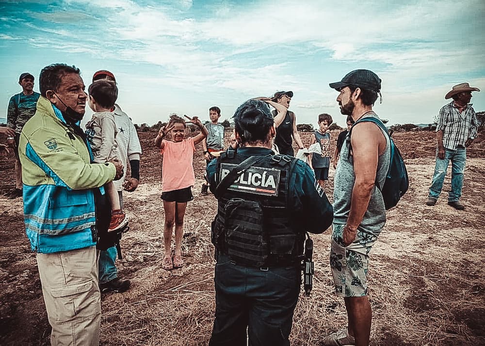 Con uso de dron rescatan a 17 senderistas extraviados en Barranca de Cocheros, SJR