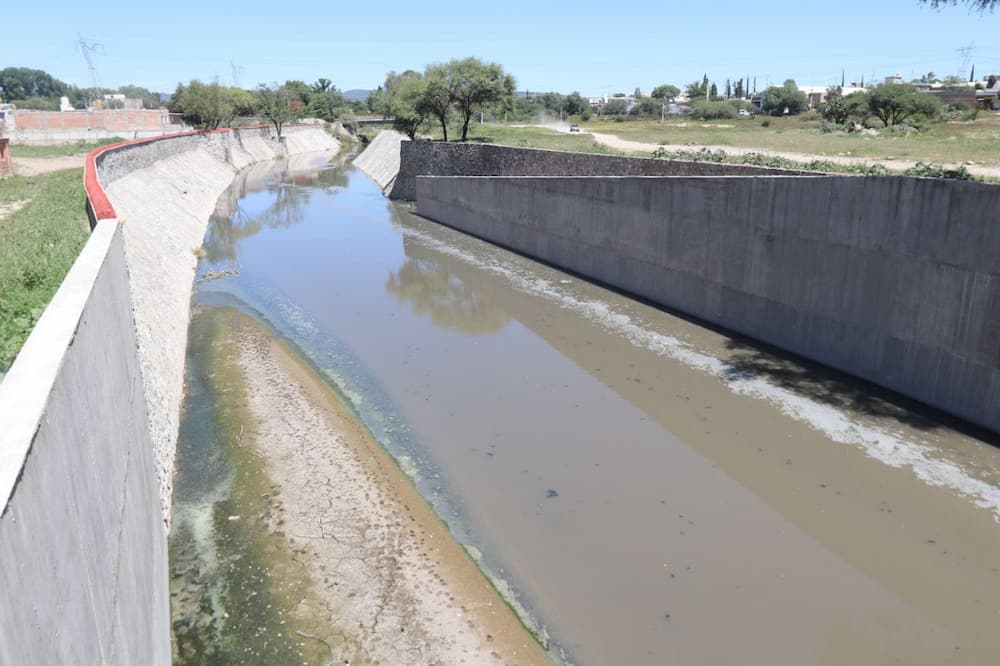 A un año de administración, La Rueda, Manantiales y Nogales cuentan con zampeado del Río San Juan y se construyen cárcamos para enfrentar fenómenos naturales: Roberto Cabrera