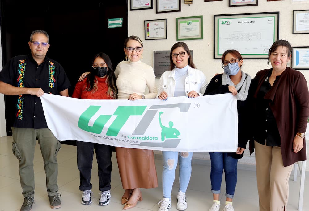 Estudiantes de la UTC participan en Congreso Latinoamericano de Alimentos en Colombia