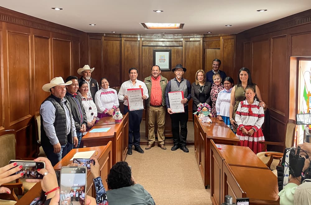 René Mejía encabeza nombramiento a embajadores de buena voluntad para la promoción turística de Amealco a nivel internacional.