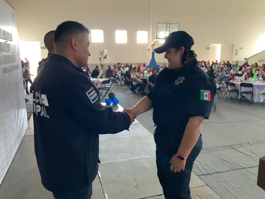 Municipio de Tequisquiapan reconoce el esfuerzo de los policías