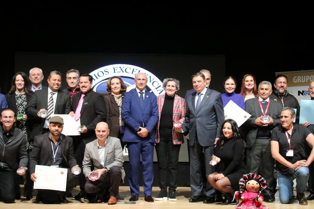 Gana Querétaro dos premios de Excelencias Turísticas en FITUR Gana Querétaro dos premios de Excelencias Turísticas en FITUR