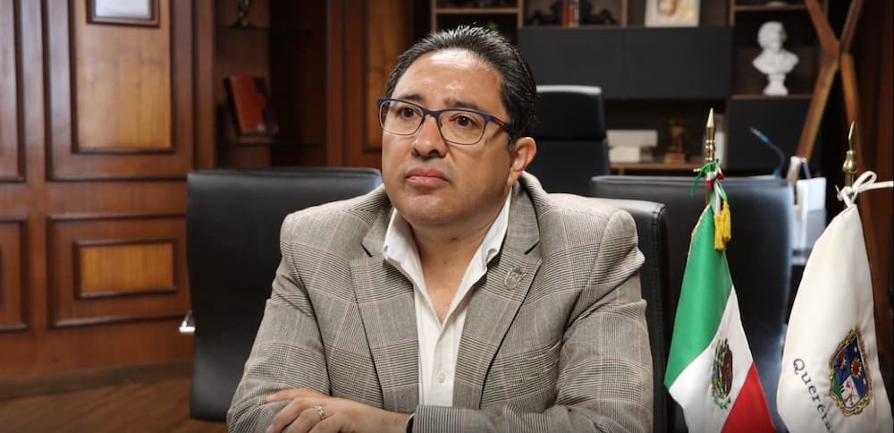 Separan a funcionarios por inadecuado ejercicio de cargo público-01-26_at_11.41.37_AM Separan a funcionarios por inadecuado ejercicio de cargo público