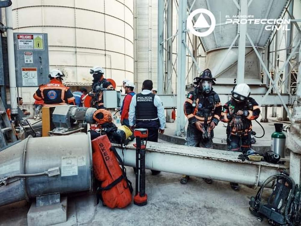 Rescatan a persona atrapada en un silo de grano