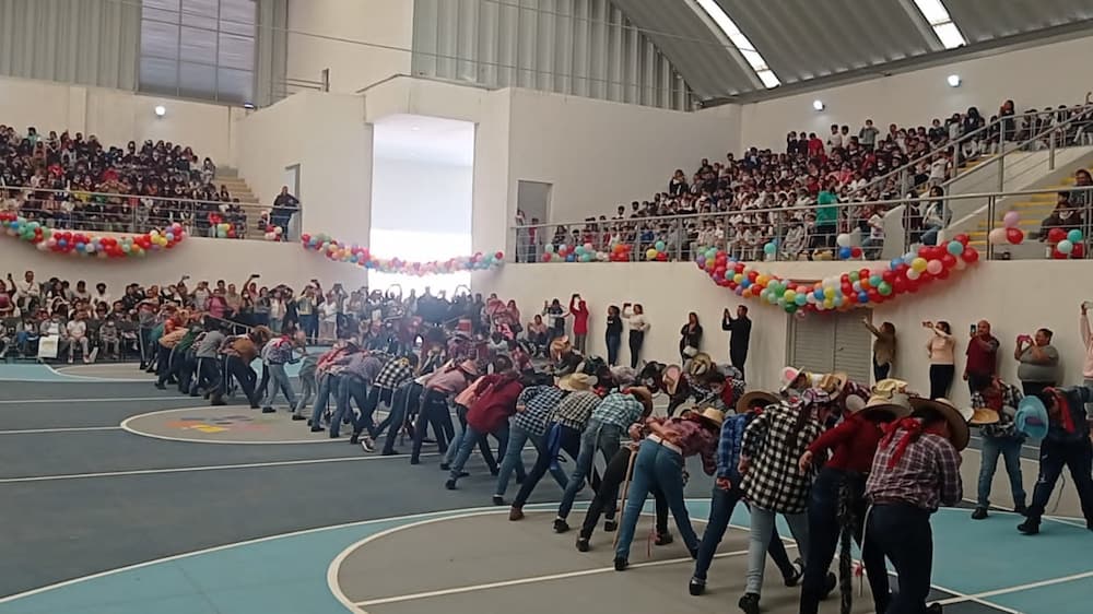 Ofrece Banda de Música del estado concierto didáctico en la primaria Julián Adame Alatorre