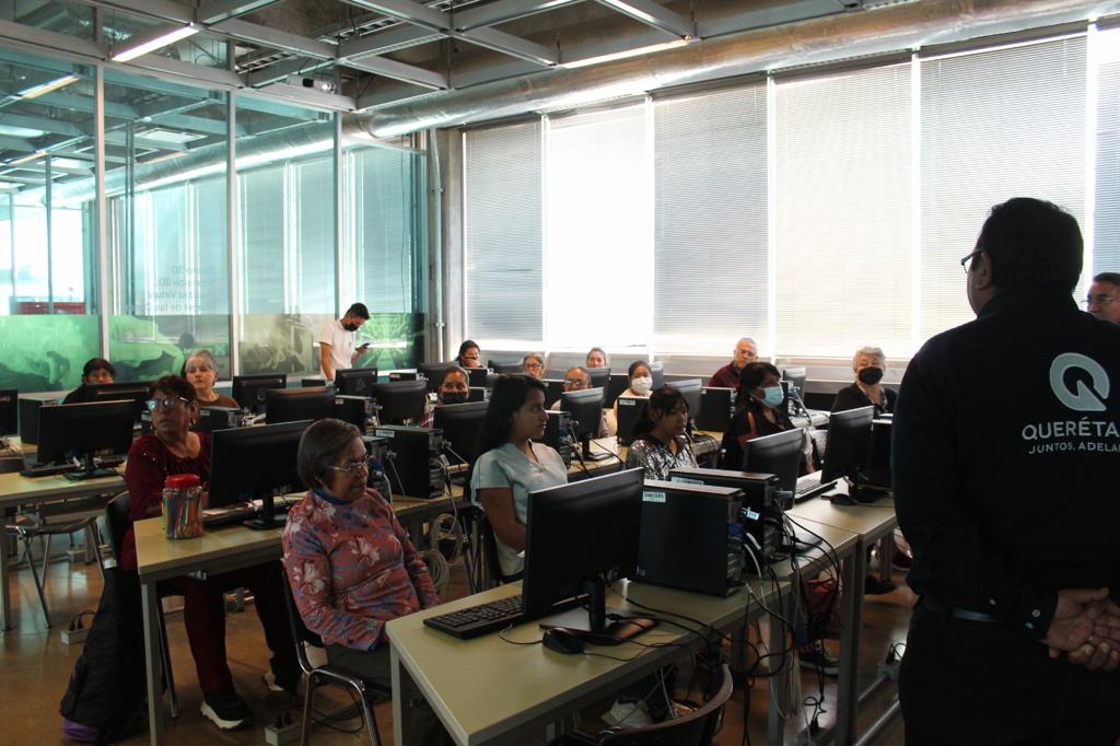 Arrancan cursos gratuitos de ofimática en el Gómez Morin(1) Arrancan cursos gratuitos de ofimática en el Gómez Morin