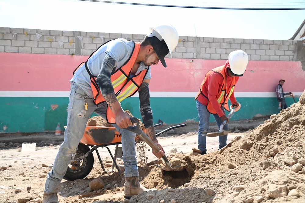 Trabaja CEI en el mejoramiento de la calle Manuel Gómez Morín en Huimilpan
