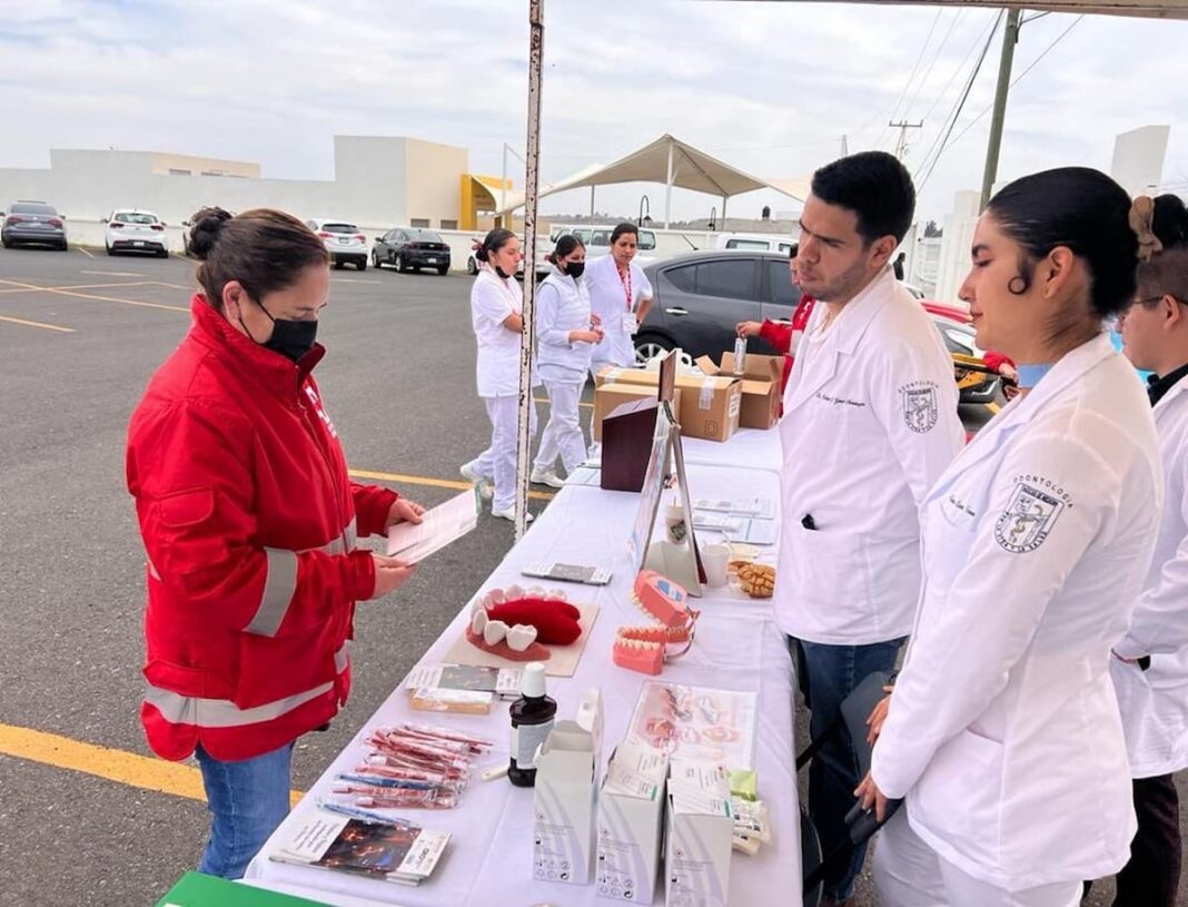 Realiza SESA Feria de la Salud en Amealco