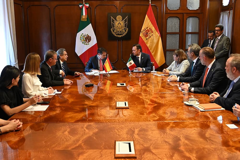 Atestigua Gobernador firma de Memorándum de Responsabilidad Social Corporativa entre la COMAR, Ayuda en Acción México y EIKA-01 Atestigua Gobernador firma de Memorándum de Responsabilidad Social Corporativa entre la COMAR, Ayuda en Acción México y EIKA