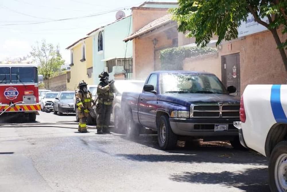 Fuga de gas LP de camioneta movilizó a cuerpos de emergencia en SJR