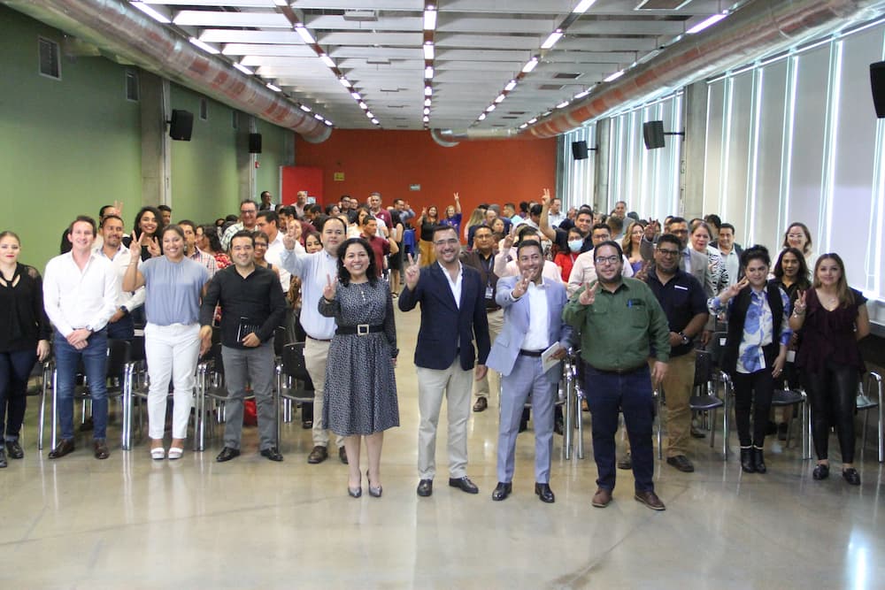 Capacitan sobre anticorrupción a personal del Cobaq