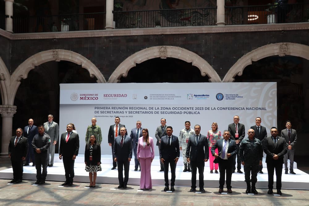 Titular de la SSC acude a mesa de trabajo interinstitucional