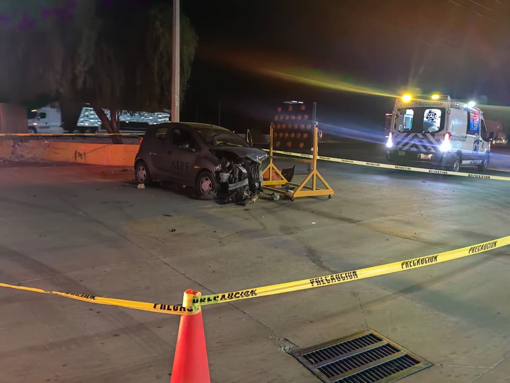 Mortal accidente en la autopista 57 a la altura de Pedro Escobedo