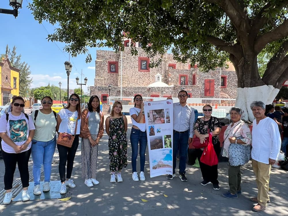 Impulsan recorridos turísticos universitarios en la UAQ Impulsan recorridos turísticos universitarios en la UAQ