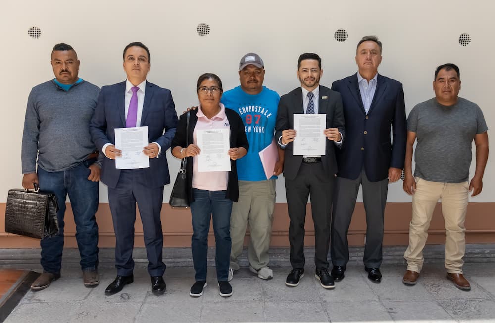 Firman acuerdo Segob y Sociedad Cooperativa de Producción Tzibantzá