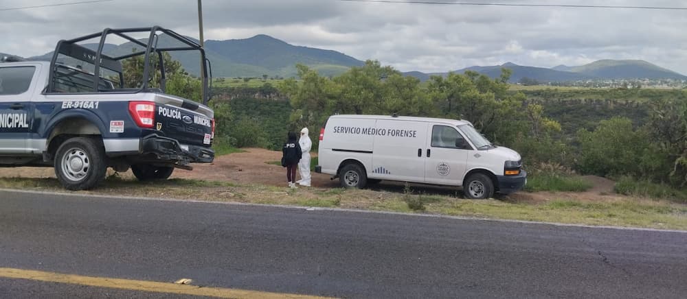 Hombre maniatado con signos de violencia localizado sobre la 120 a la altura de Barranca de Cocheros