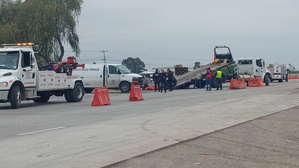 Mortal accidente en autopista federal 57 entre SJR y Pedro Escobedo