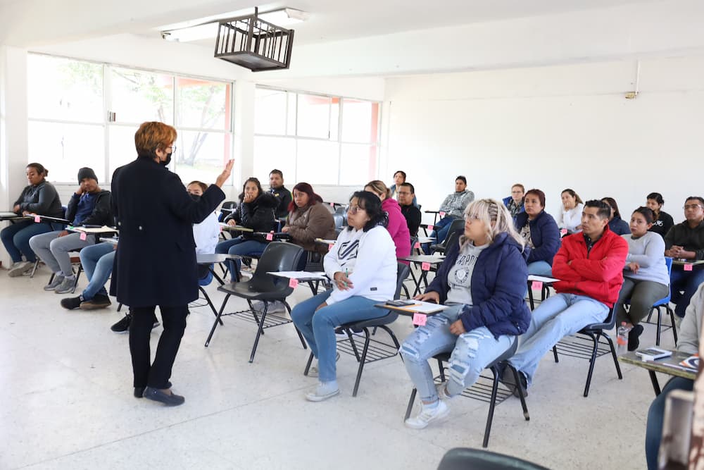 Buscan incrementar promedio de escolaridad en Querétaro Buscan incrementar promedio de escolaridad en Querétaro