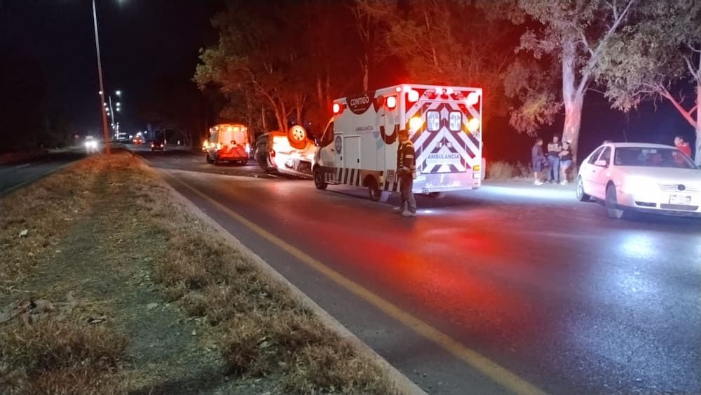 Fuerte percance en la carretera San Juan del Río-Xilitla deja 7 personas lesionadas