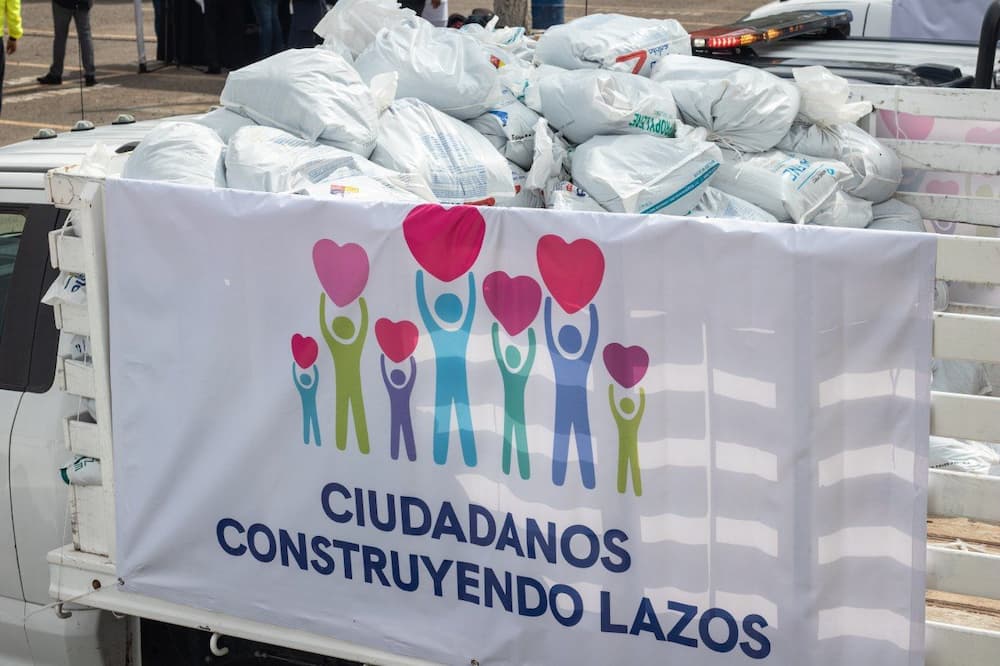 Entregan más de mil 800 costaleras con Jornada de Ciudadanos Construyendo Lazos en San Juan del Río