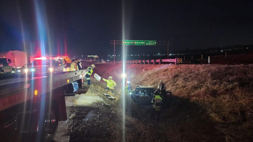 Accidente por exceso de velocidad deja un herido en San Juan del Río