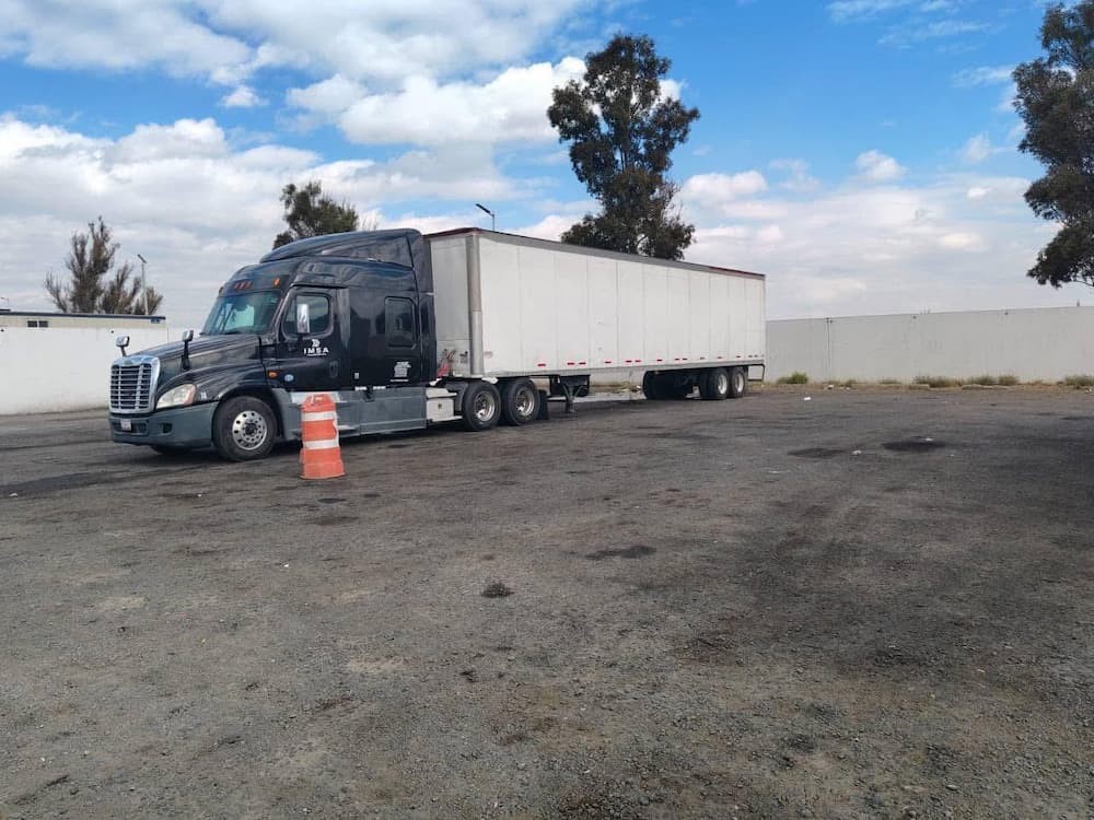 Decomisan más de 600 kilos de cocaína en tráiler abandonado en El Marqués