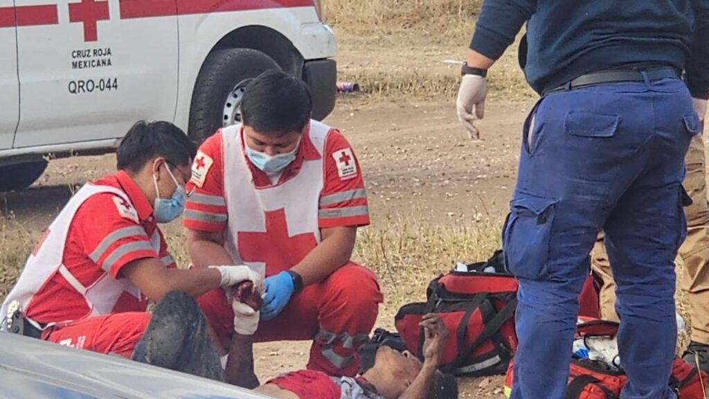 Incendio en casa habitación deja una persona lesionada en San Juan del Río