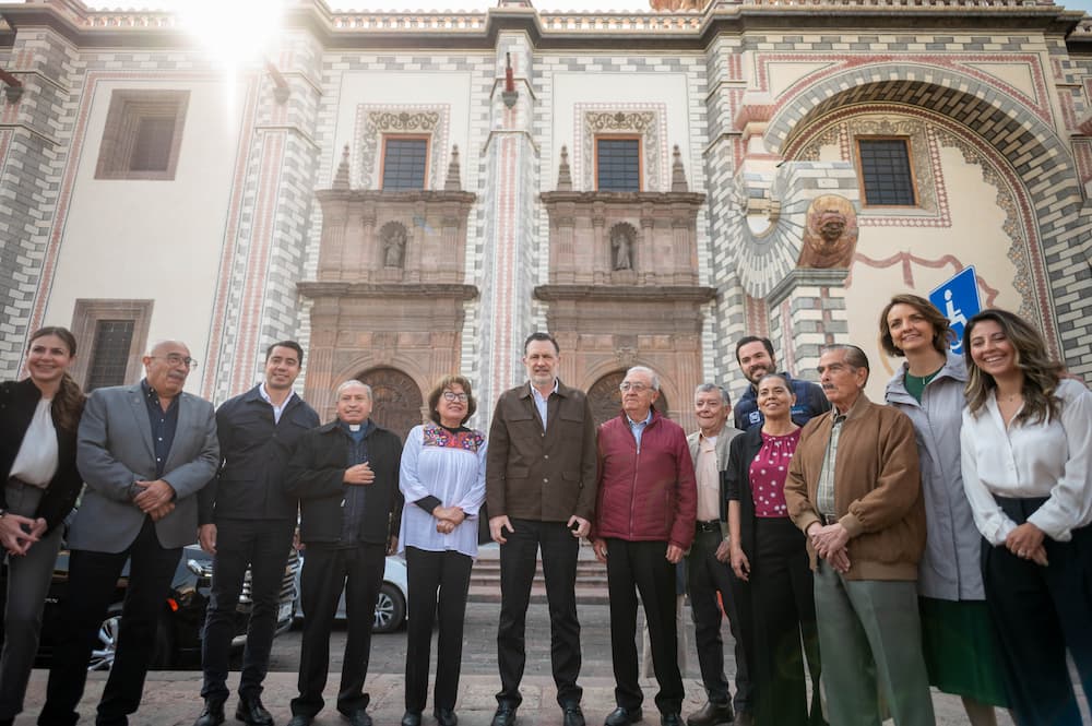 Mauricio Kuri supervisa obra de conservación del Templo Santa Rosa de Viterbo