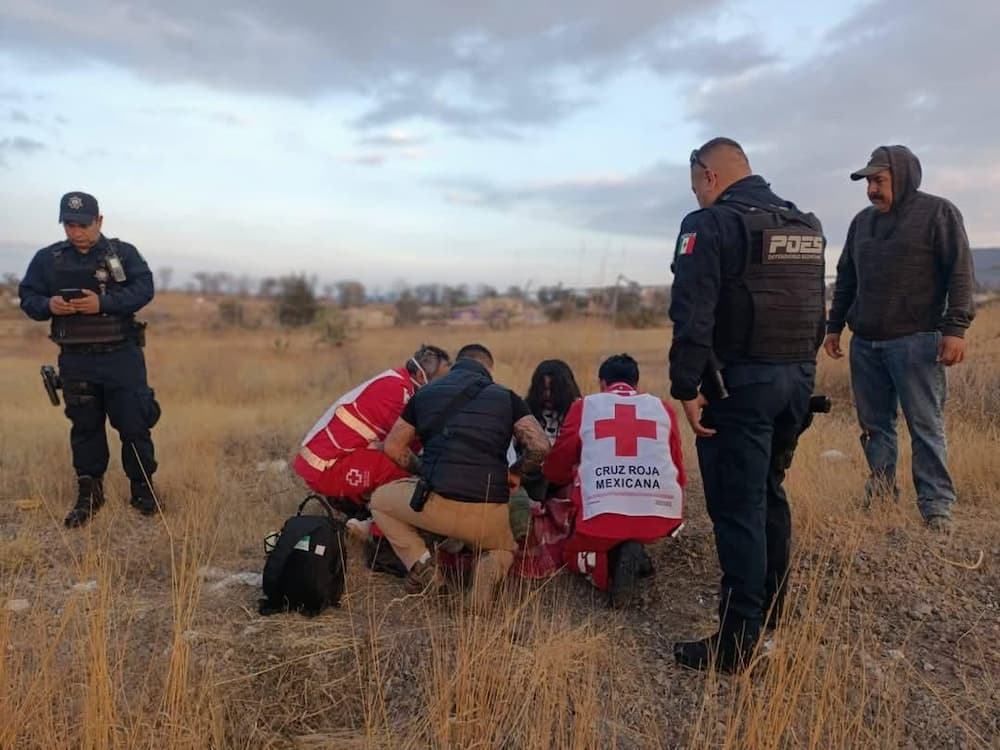 Fuerte choque entre camioneta y tractor deja cuatro lesionados en San Juan del Río