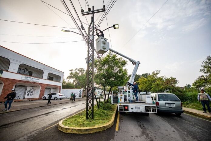 Supervisa Roberto Cabrera trabajos de imagen urbana en Infonavit San ...