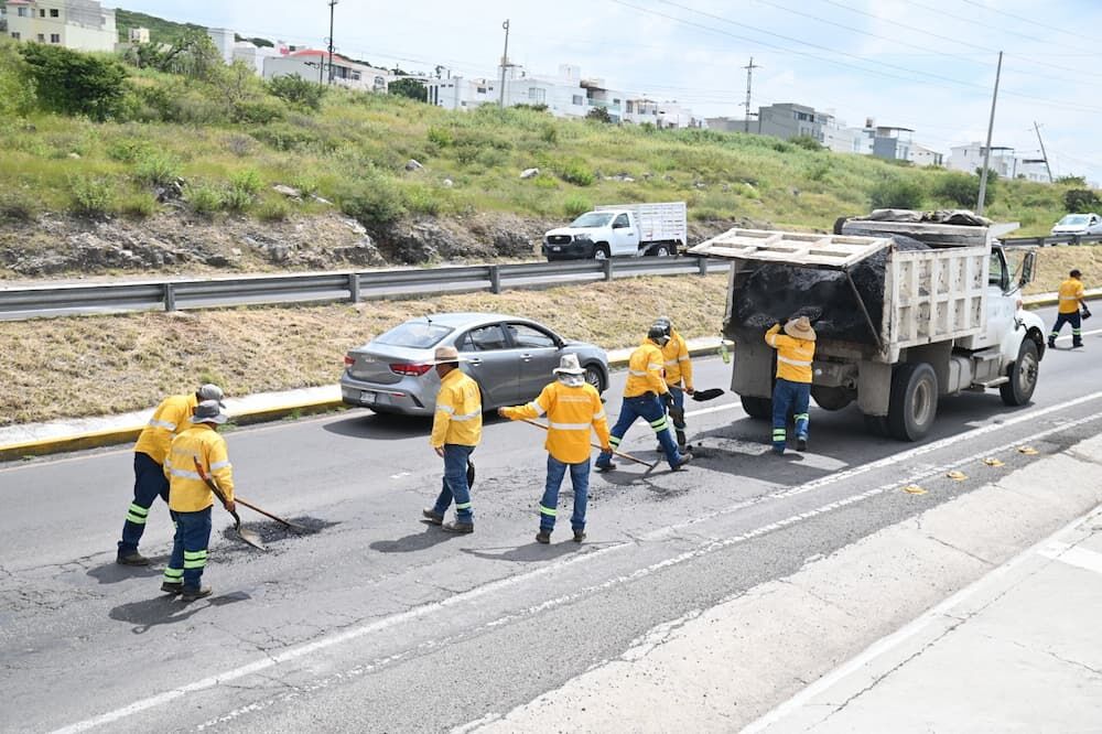 CEI realiza mantenimiento del Libramiento Sur Poniente
