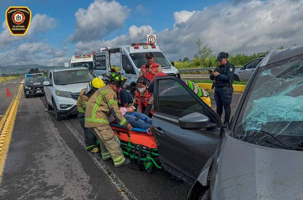 Accidente vehicular deja tres lesionados en la carretera 200, a la altura de Arena Tequisquiapan