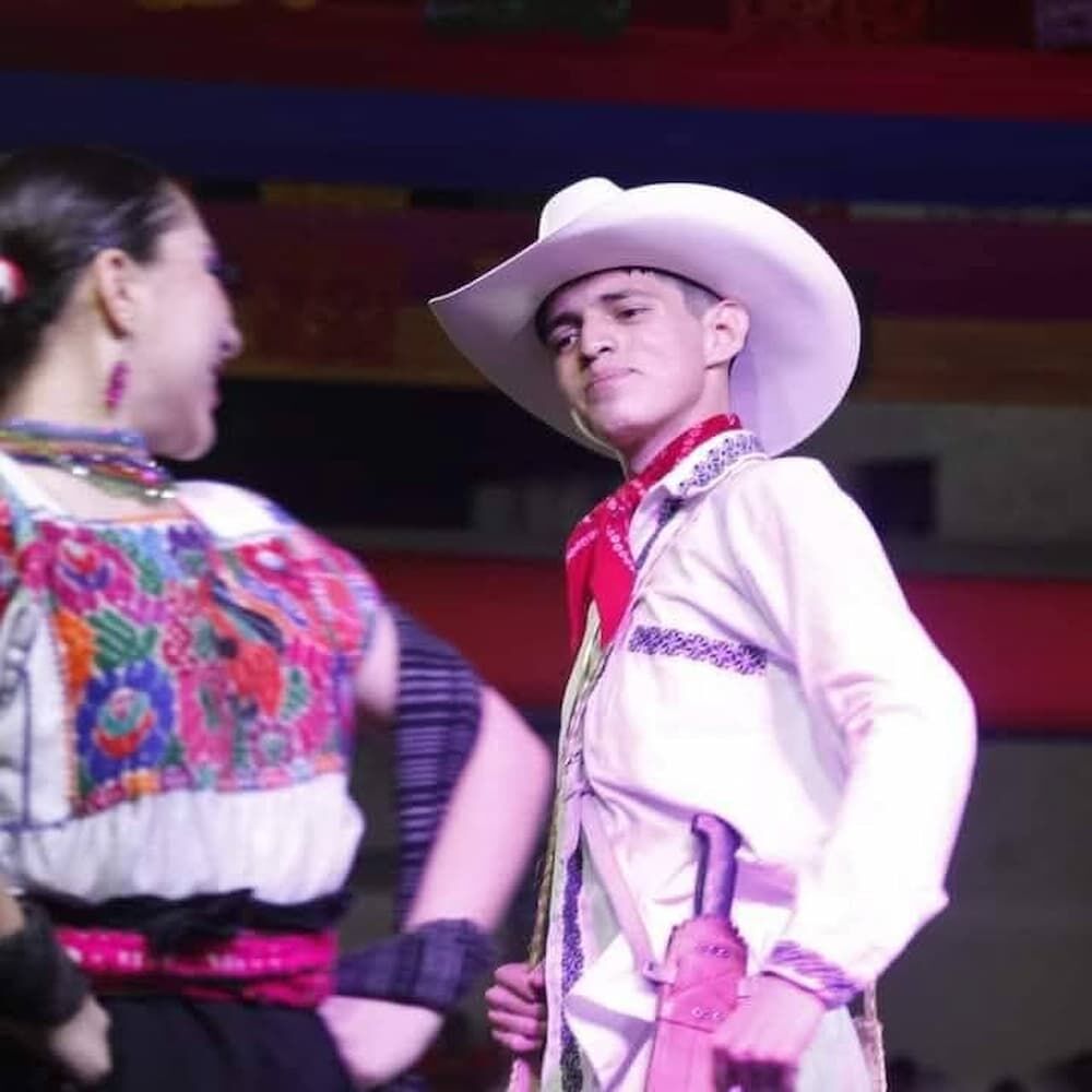 Huapango, más que un baile es una puesta en escena