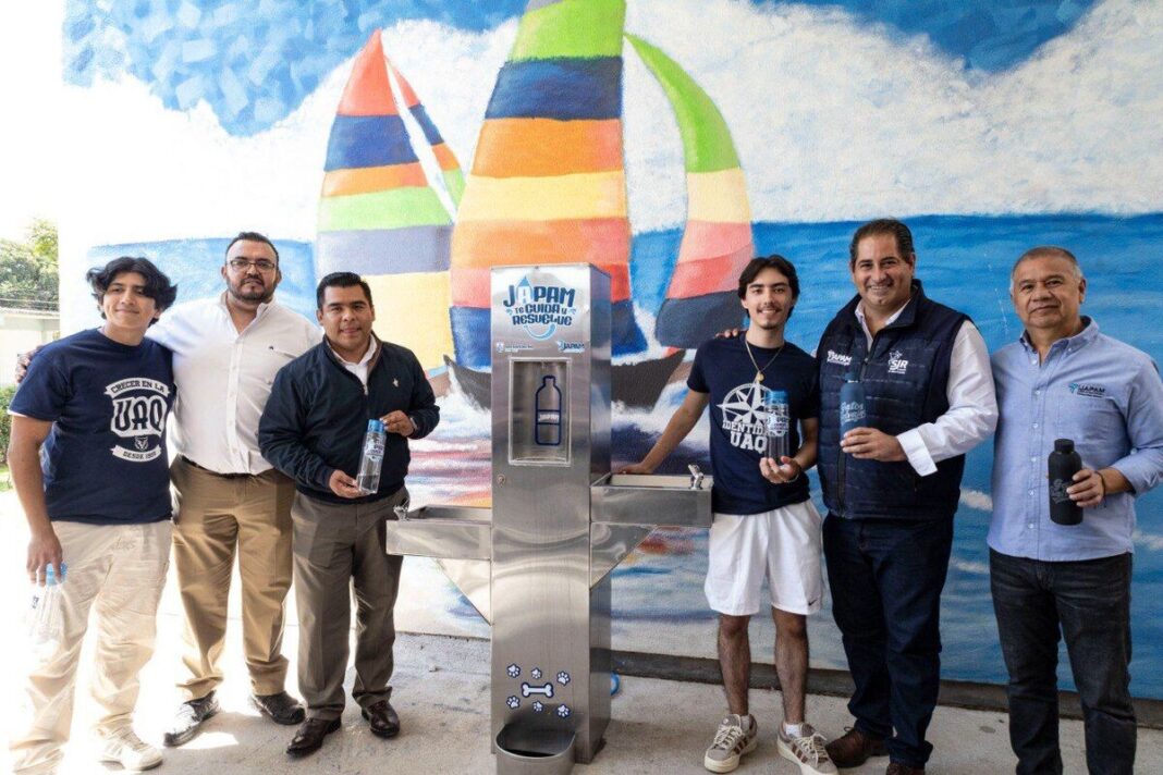Con Agua a tu Alcance, JAPAM instala nuevos bebederos en instituciones educativas
