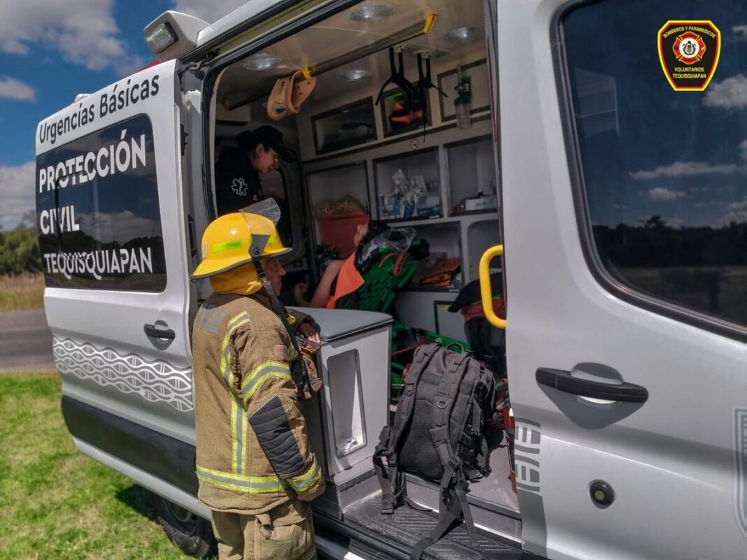 Motociclista derrapa en carretera Tequisquiapan-Querétaro; fue trasladado al hospital
