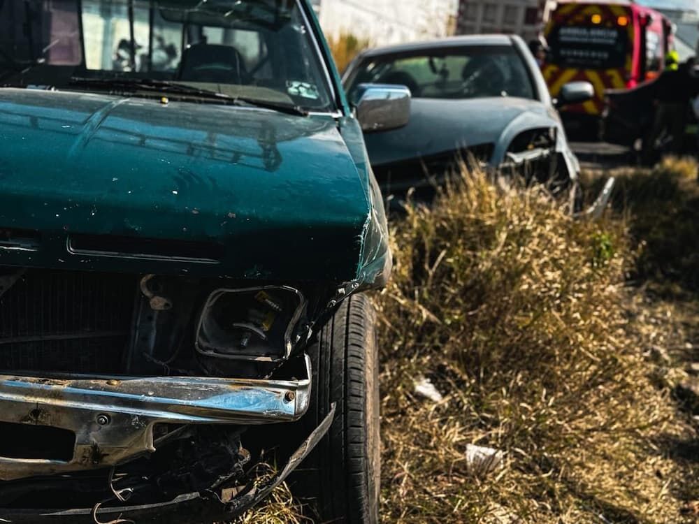 Accidente vial moviliza a cuerpos de emergencia en el Nuevo Parque Industrial de San Juan del Río