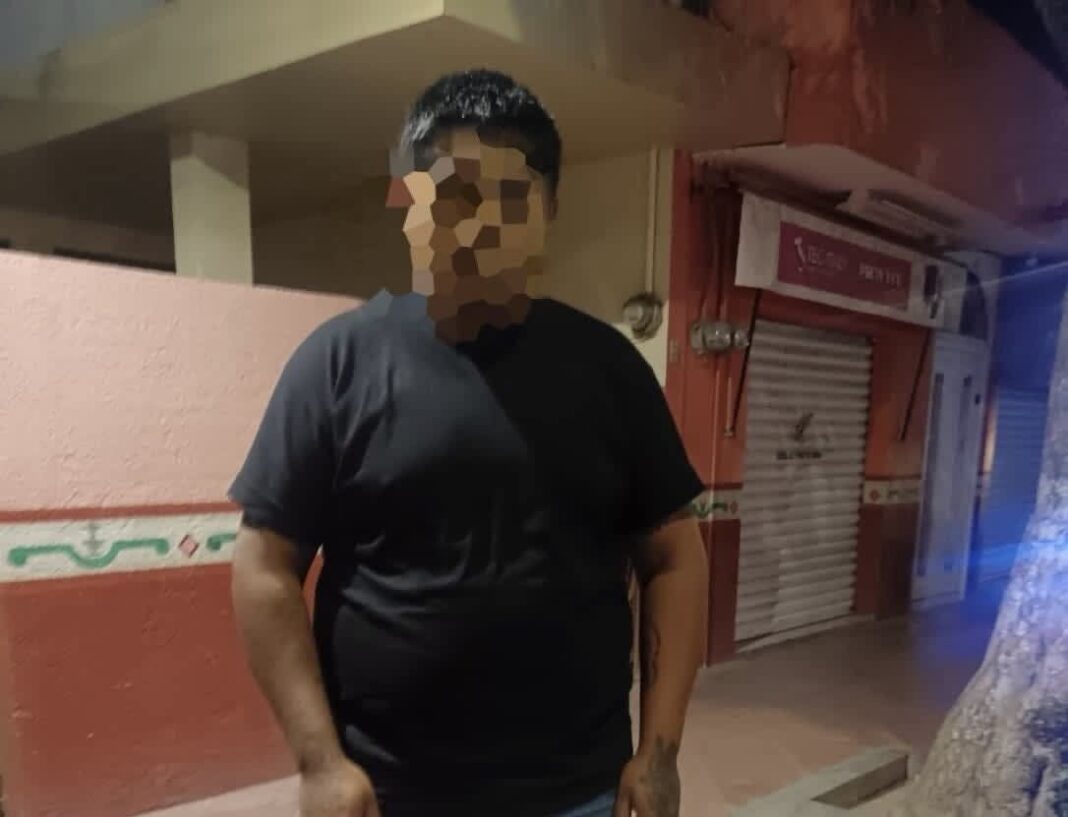 Denuncian presunto robo con violencia mediante falso retén sobre la 57 en Querétaro