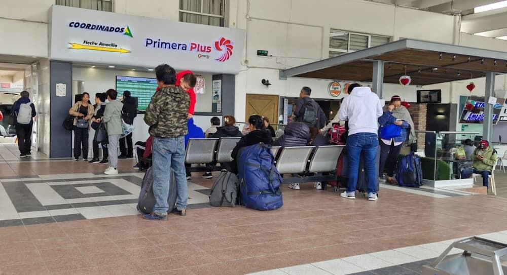 Suspenden corridas al norte del país desde la Central de Autobuses de San Juan del Río