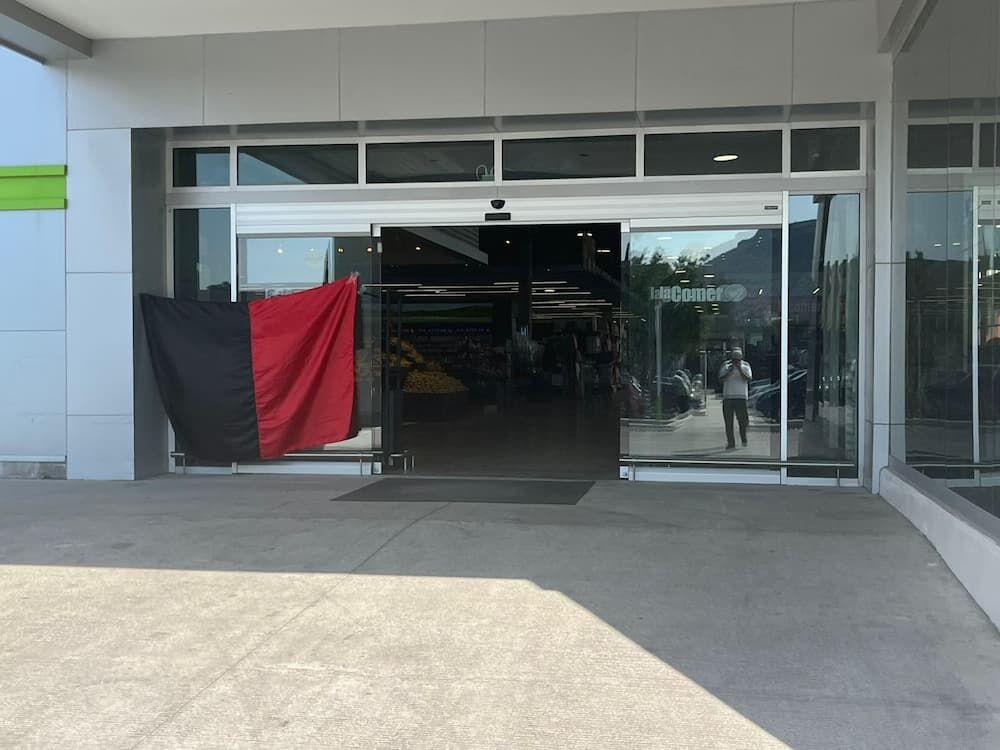 Trabajadores de la CTM levantan huelga tras lograr acuerdo con empresa comercial en Querétaro