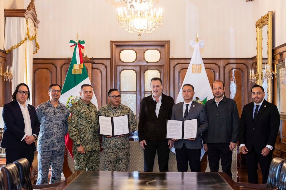 Mauricio Kuri atestigua acuerdo entre Querétaro y SEDENA para fortalecer apoyos a personal militar Mauricio Kuri atestigua acuerdo entre Querétaro y SEDENA para fortalecer apoyos a personal militar