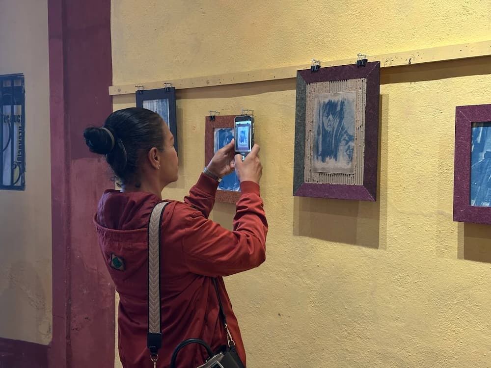 Se inaugura en Casa del Faldón la muestra Bleu Se inaugura en Casa del Faldón la muestra Bleu