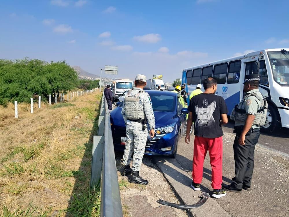 Accidente en la autopista México-Querétaro moviliza a Capufe y Guardia Nacional